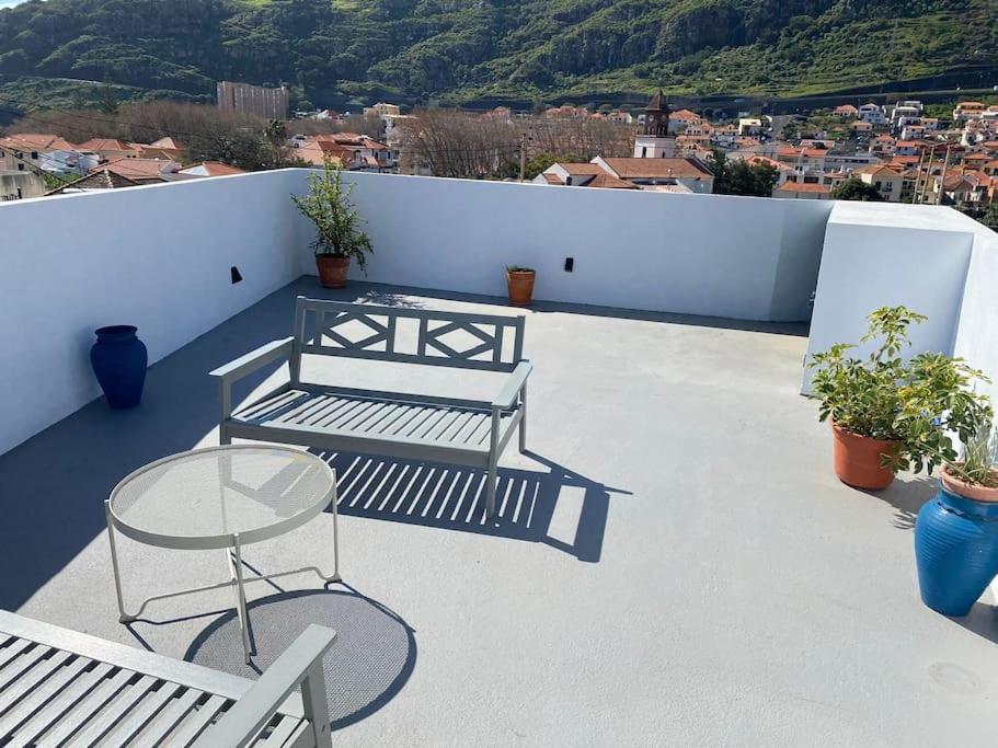 Machico Center W/ Terrace 5 Min Beach Exterior photo